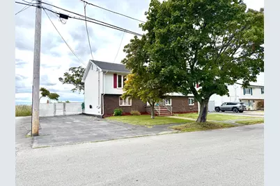 21 Venice #0, Saugus, MA 01906 - Photo 2