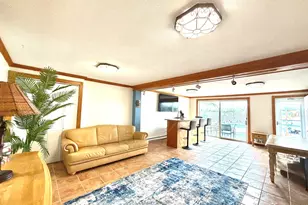 21 Venice, Saugus, MA 01906 - Photo 18