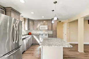 59 N Quinsigamond Ave, Shrewsbury, MA 01545 - Photo 8