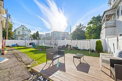 81 Liberty St, Lowell, MA 01851 - Photo 20