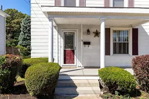 13 Lynnfield St, Peabody, MA 01960 - Photo 4