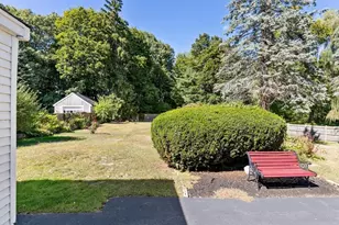 13 Lynnfield St, Peabody, MA 01960 - Photo 6