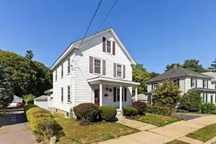 13 Lynnfield St, Peabody, MA 01960 - Photo 1