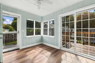 814 Lynnfield St, Lynnfield, MA 01940 - Photo 6