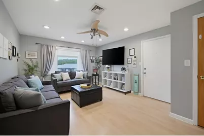 5455 N Main St #6F, Fall River, MA 02720 - Photo 8