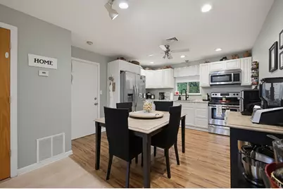 5455 N Main St #6F, Fall River, MA 02720 - Photo 4