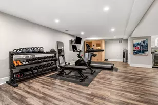 7 Cloutmans Ln, Marblehead, MA 01945 - Photo 42