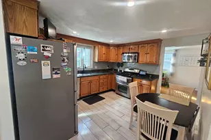 30 Pratt St, Tewksbury, MA 01876 - Photo 16