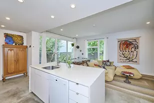 66 Catherine St, Boston, MA 02131 - Photo 6