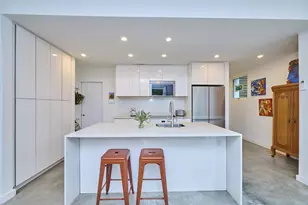 66 Catherine St, Boston, MA 02131 - Photo 8