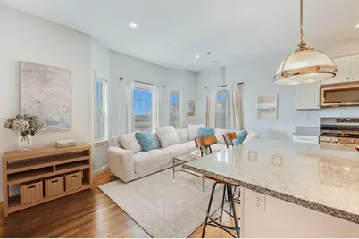 134-136 W 9th St #7, Boston, MA 02127 - Photo 1