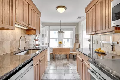 30 Oakley Rd #2, Watertown, MA 02472 - Photo 10