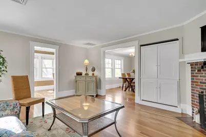 30 Oakley Rd #2, Watertown, MA 02472 - Photo 4