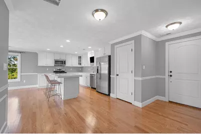 15 Church St #304, Wilmington, MA 01887 - Photo 2