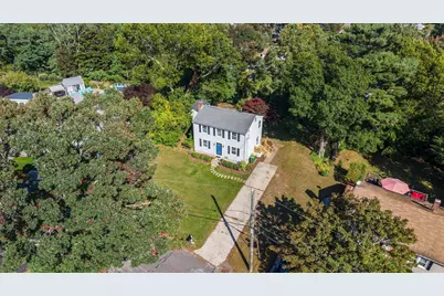 32 Grandview Dr, Plymouth, MA 02360 - Photo 4