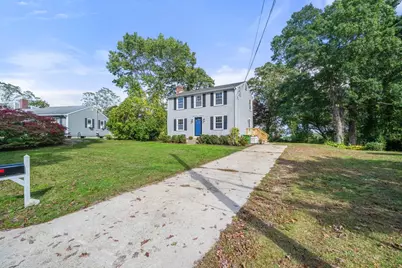 32 Grandview Dr, Plymouth, MA 02360 - Photo 2