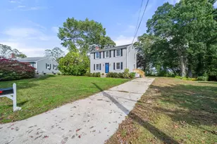 32 Grandview Dr, Plymouth, MA 02360 - Photo 2