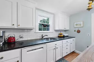 15 Eustis St, Arlington, MA 02476 - Photo 26