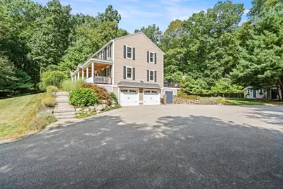 26 Elizabeth Street, Amesbury, MA 01913 - Photo 38