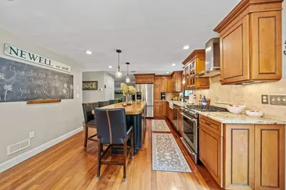 26 Elizabeth Street, Amesbury, MA 01913 - Photo 8