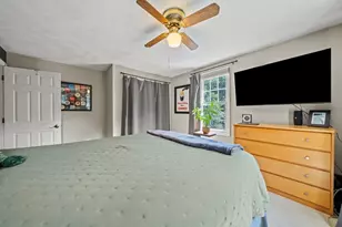 26 Elizabeth St, Amesbury, MA 01913 - Photo 24