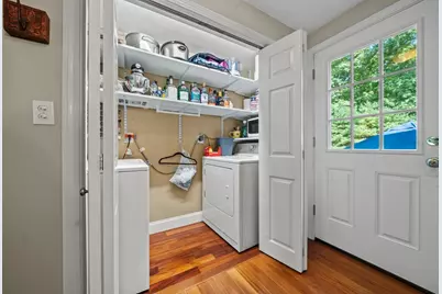 26 Elizabeth Street, Amesbury, MA 01913 - Photo 14