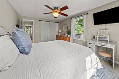 26 Elizabeth Street, Amesbury, MA 01913 - Photo 22