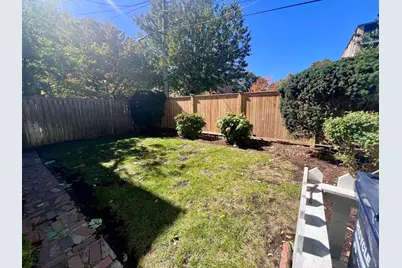 16 Yerxa #1, Cambridge, MA 02140 - Photo 18
