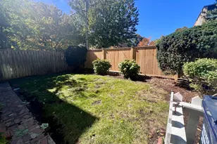16 Yerxa, Cambridge, MA 02140 - Photo 18