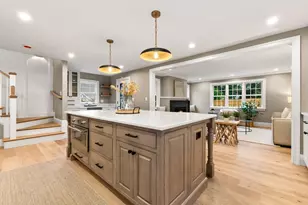 15 Broad St, Newburyport, MA 01950 - Photo 10