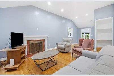 43 Pine Acre Rd, Springfield, MA 01129 - Photo 10