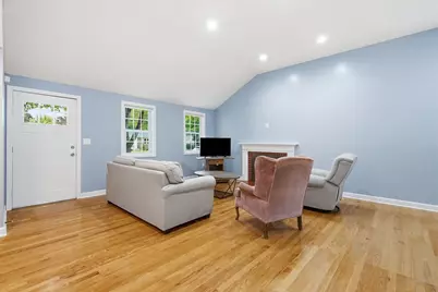 43 Pine Acre Rd, Springfield, MA 01129 - Photo 8