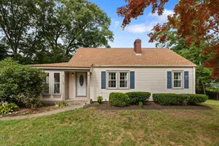 105 Patterson St, Attleboro, MA 02703 - Photo 2