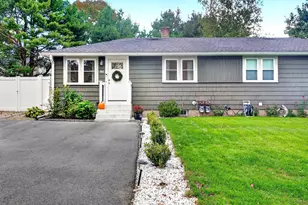 63 Neillian Way, Bedford, MA 01730 - Photo 1