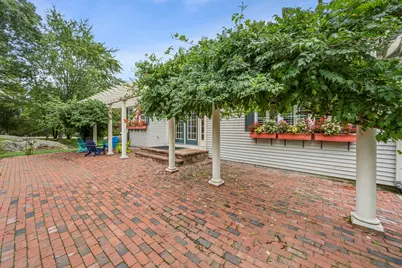 12 Carolyn Ct, Swansea, MA 02777 - Photo 28
