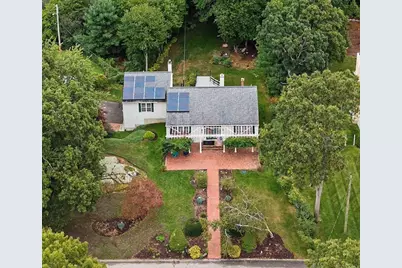 12 Carolyn Ct, Swansea, MA 02777 - Photo 1