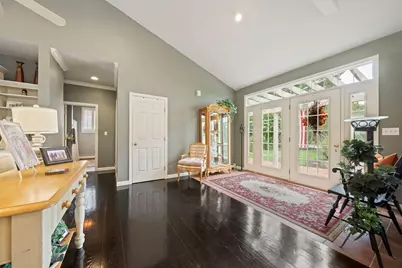 12 Carolyn Ct, Swansea, MA 02777 - Photo 4