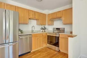 411 Norfolk St, Somerville, MA 02143 - Photo 10