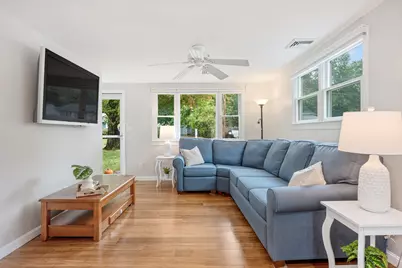 12 Kennedy Rd, Bellingham, MA 02019 - Photo 4