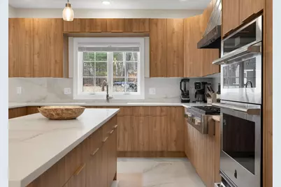 60 Shufelt Rd #1, Walpole, MA 02071 - Photo 6