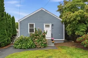 28 Cleveland St, Medford, MA 02155 - Photo 1
