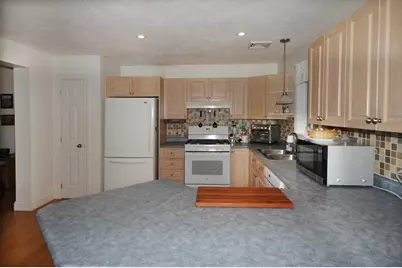 868 Main St, Wareham, MA 02576 - Photo 6
