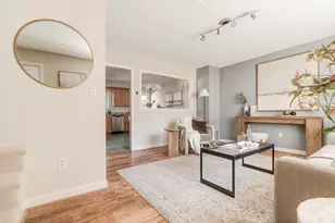42 Salem St, Wakefield, MA 01880 - Photo 4