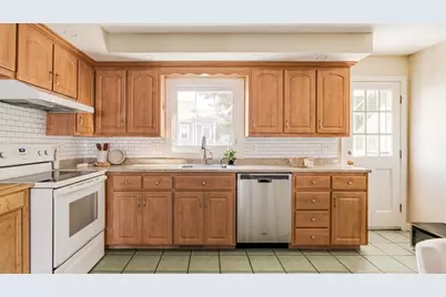 42 Salem St #A, Wakefield, MA 01880 - Photo 12
