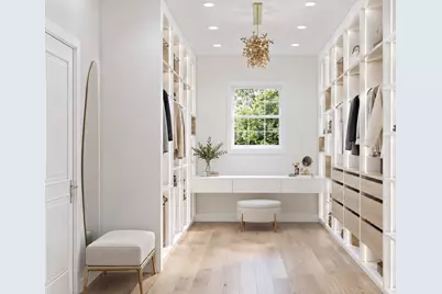 949 Dedham St, Newton, MA 02459 - Photo 18