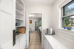 20 Silk St, Arlington, MA 02474 - Photo 10