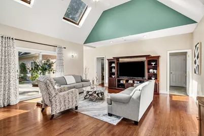 1204 Broadway, Haverhill, MA 01832 - Photo 8