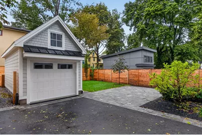 21 Cottage Park Ave, Cambridge, MA 02140 - Photo 38