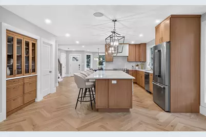 21 Cottage Park Ave, Cambridge, MA 02140 - Photo 6