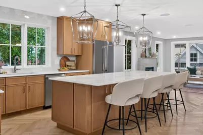 21 Cottage Park Ave, Cambridge, MA 02140 - Photo 8